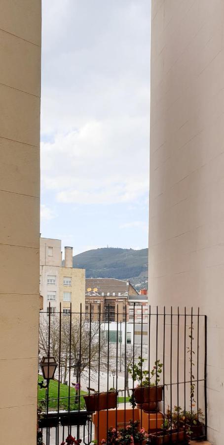 Ca Gueilu - Centro, Parking Y Wifi Apartment Oviedo Luaran gambar